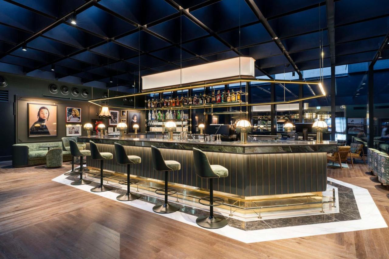 Radisson Collection Hotel, Santa Sofia Milan Exterior photo The bar at the new Club at London Heathrow Airport