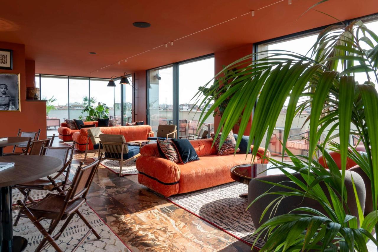 Radisson Collection Hotel, Santa Sofia Milan Exterior photo The rooftop lounge at the Hotel